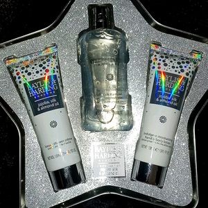 Limited Edition Baylis & Harding England set